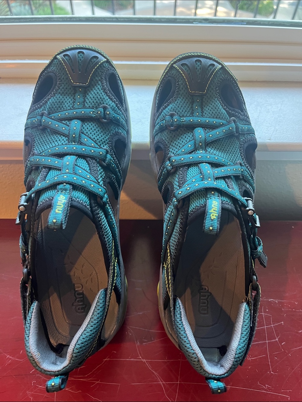 Ahnu Women’s Tilden V Hiking & Water Shoe, Size 10, New